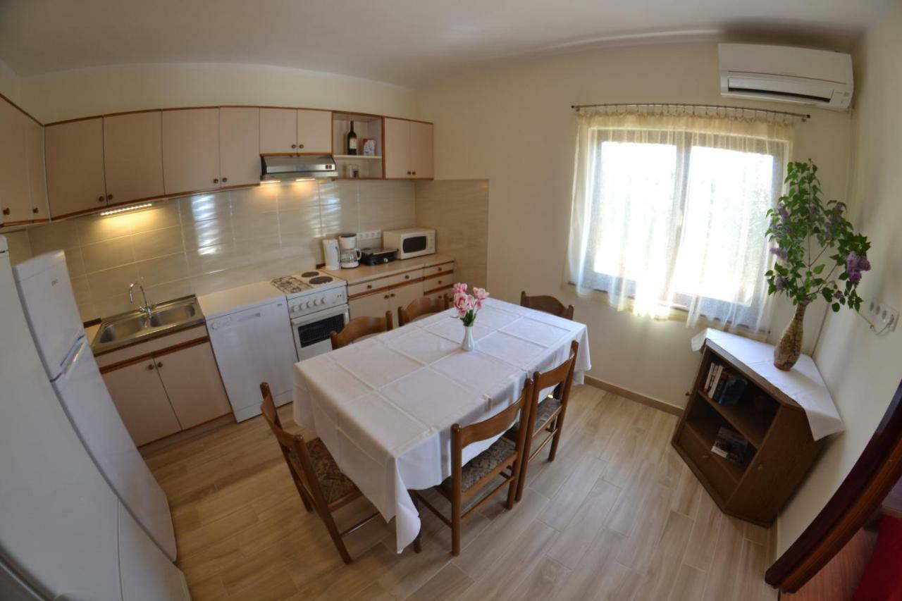 Apartman Jadranka Palit Bagian luar foto