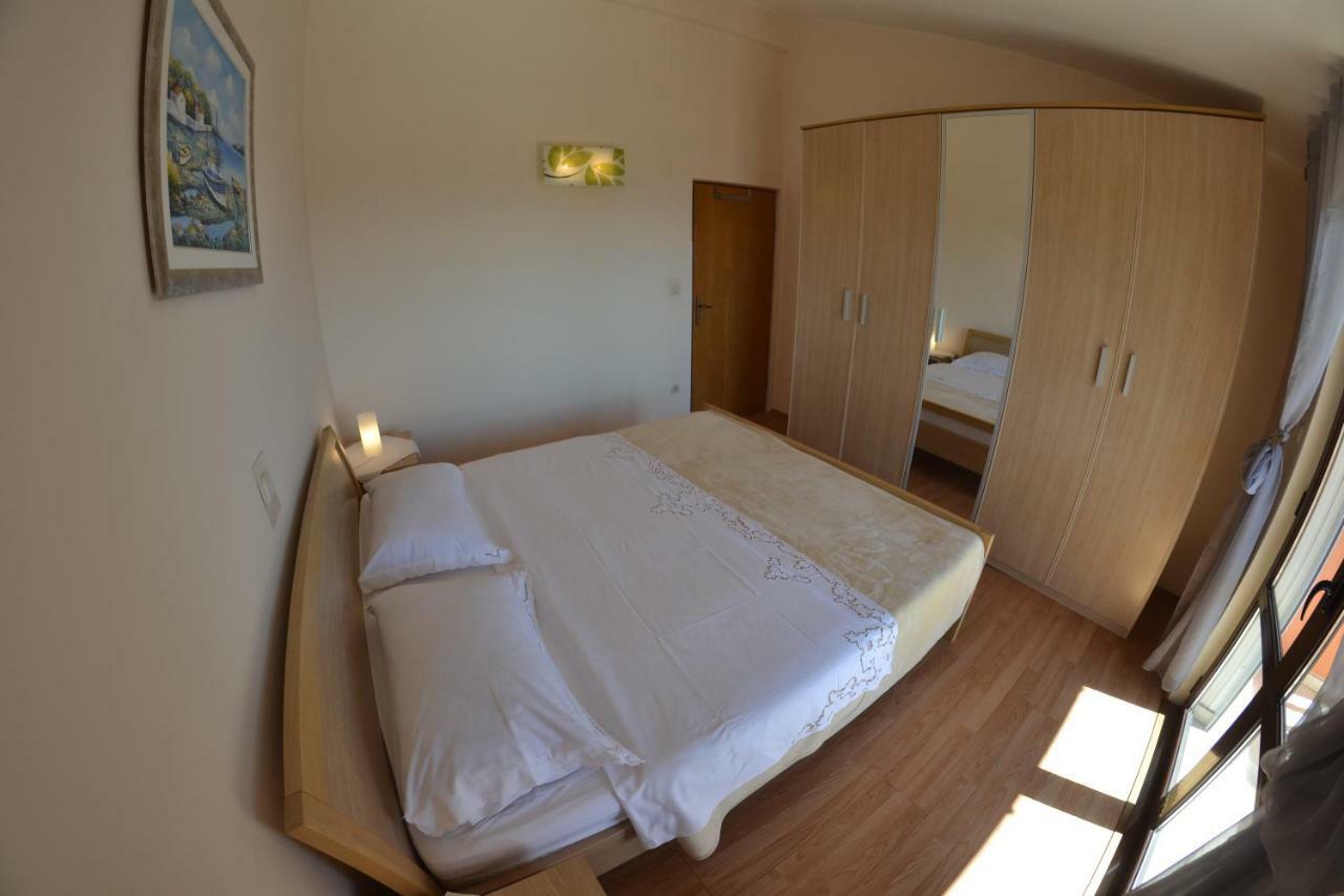Apartman Jadranka Palit Bagian luar foto