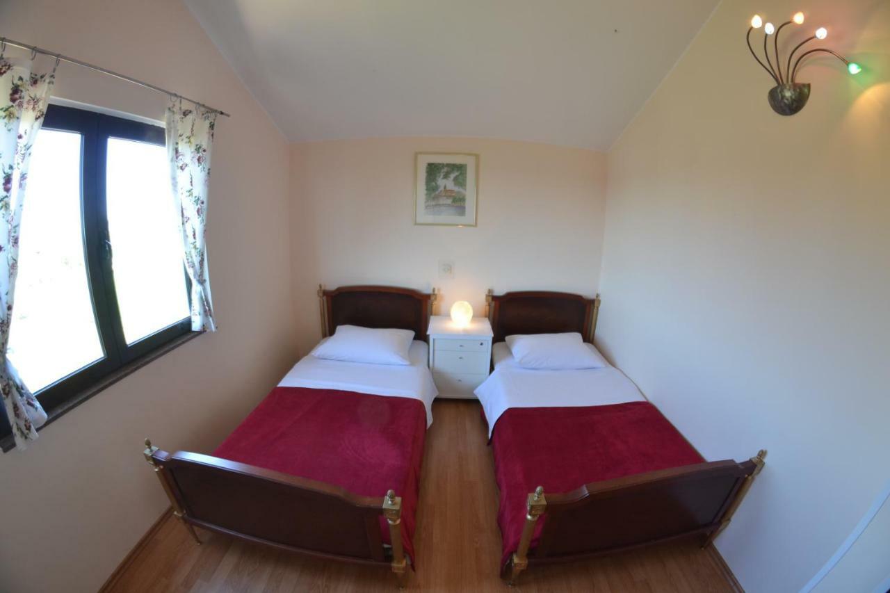 Apartman Jadranka Palit Bagian luar foto